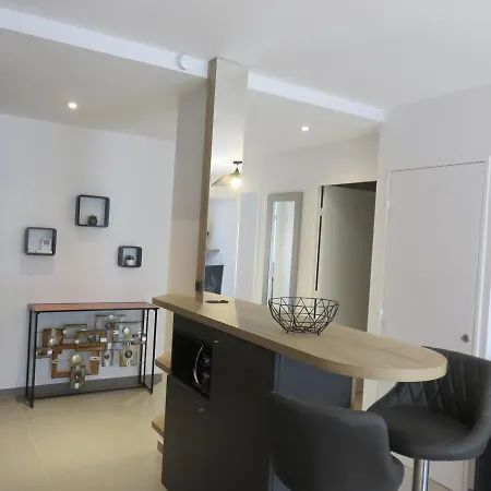 L'escale Du President Apartment